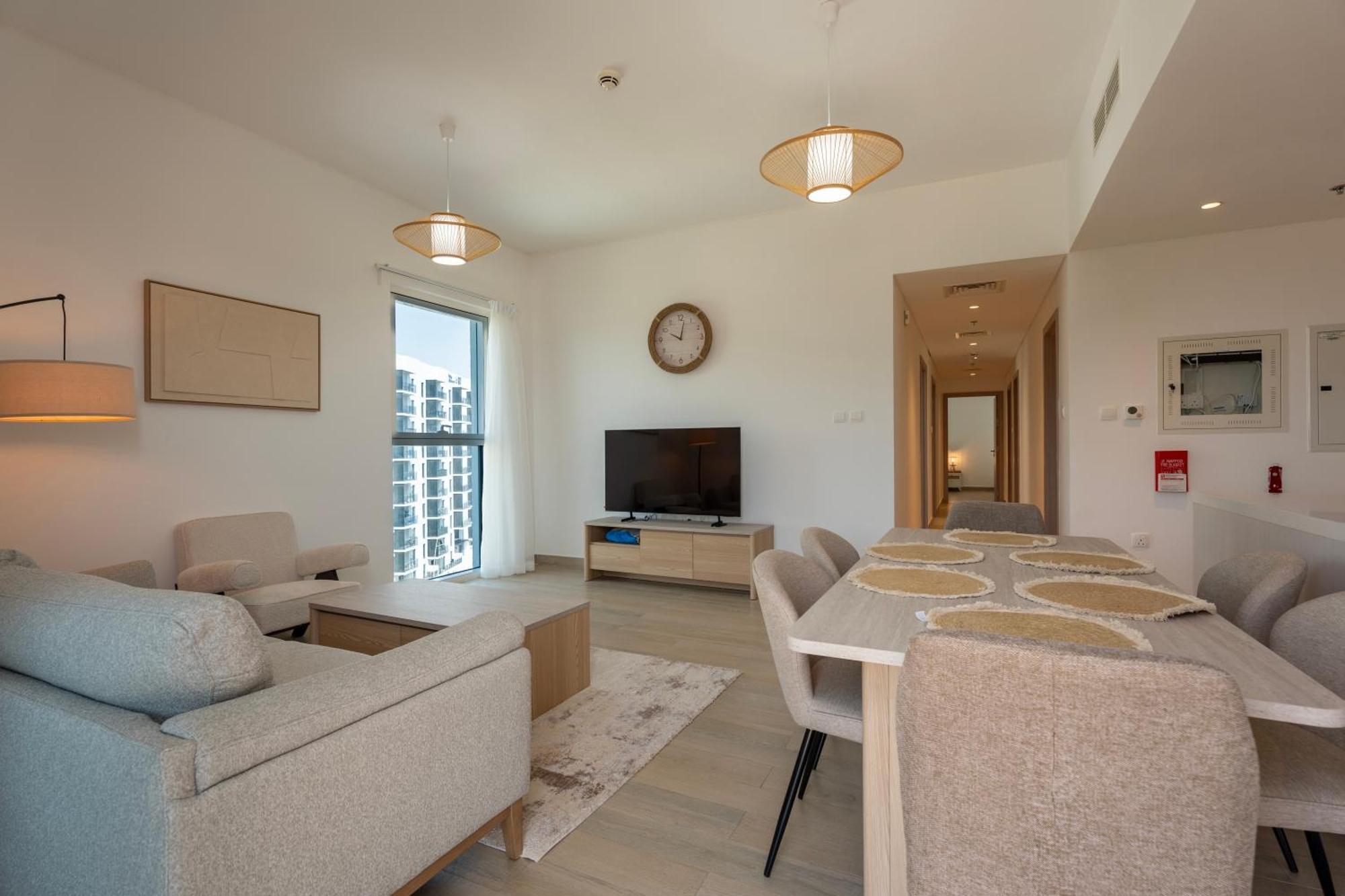 Apartment Yas Island 3br Maid Pool, Gym, Near Seaworld & Ferrari World