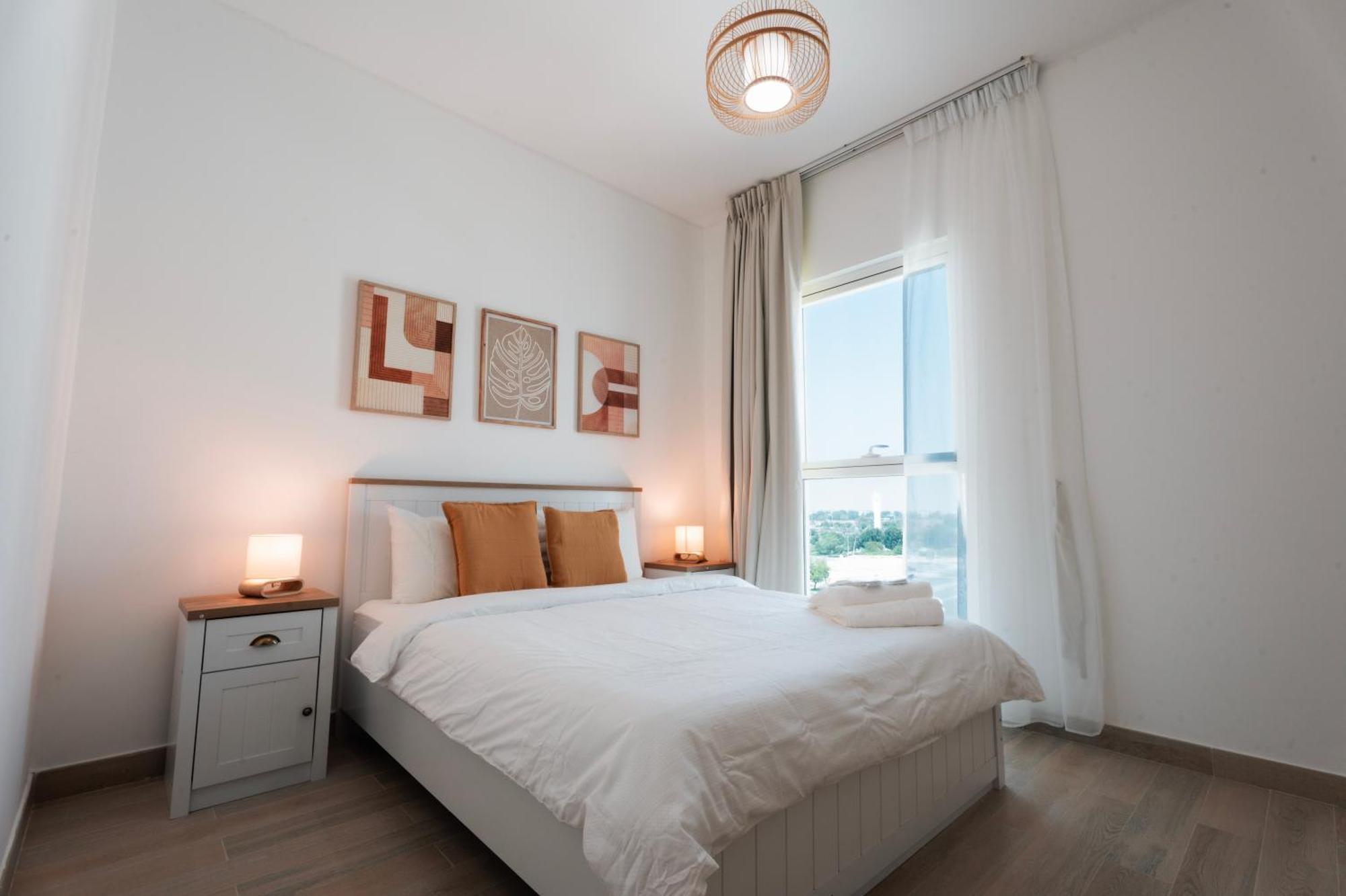 Apartment Yas Island 3br Maid Pool, Gym, Near Seaworld & Ferrari World